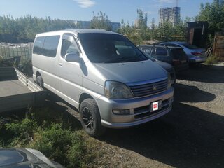 1999 Toyota Regius I, серебристый, 1250000 рублей, вид 3