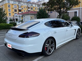 2013 Porsche Panamera GTS I Рестайлинг, белый, 4100000 рублей, вид 4