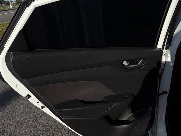 2018 Hyundai Solaris II, белый, 600000 рублей - вид 15