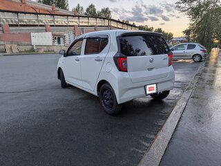 2018 Daihatsu Mira e:S II, белый, 650000 рублей, вид 4