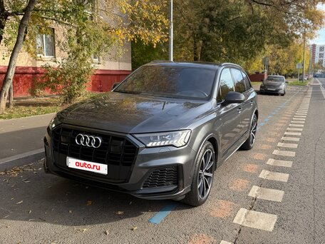 2020 Audi Q7 55 TFSI II (4M) Рестайлинг, серый, 6990000 рублей, вид 2