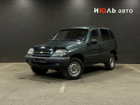 Chevrolet Niva I