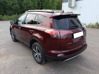 2017 Toyota RAV4 IV (XA40) Рестайлинг, красный, 1890000 рублей, вид 5