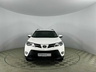 2013 Toyota RAV4 IV (XA40), белый, 1650000 рублей, вид 2