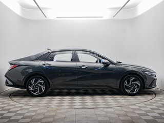 2024 Hyundai Elantra VII (CN7) Рестайлинг, серый, 2239000 рублей, вид 4