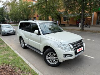 2015 Mitsubishi Pajero IV Рестайлинг 2, белый, 2599999 рублей, вид 2