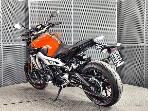 2014 Yamaha MT-09 (FZ-09), оранжевый, 727000 рублей - вид 5