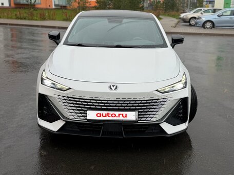 2022 Changan UNI-V I, белый, 1900000 рублей, вид 3