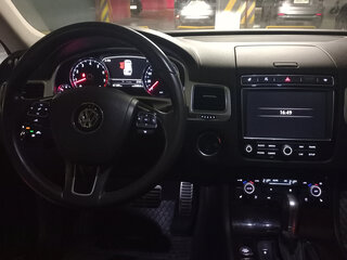 2015 Volkswagen Touareg II Рестайлинг, коричневый, 3500000 рублей, вид 3