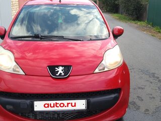 2008 Peugeot 107 I, красный, 340000 рублей, вид 1