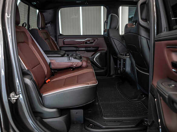 2026 Ram 1500 Crew Cab eTorque V Рестайлинг, серый, 11062679 рублей - вид 20