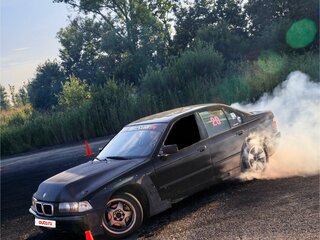 1997 BMW 3 серии 325d III (E36), чёрный, 550000 рублей, вид 1
