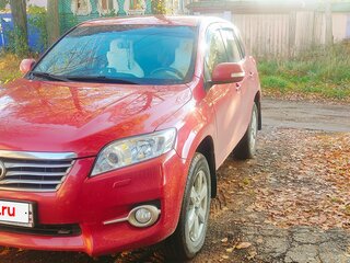 2011 Toyota RAV4 III (XA30) Рестайлинг, красный, 1310000 рублей, вид 3