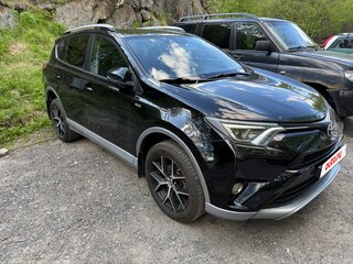 2016 Toyota RAV4 IV (XA40) Рестайлинг, чёрный, 1790000 рублей, вид 2