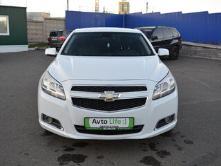 2013 Chevrolet Malibu VIII, белый, 999000 рублей, вид 2