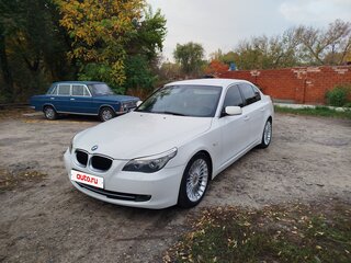 2008 BMW 5 серии 525i V (E60/E61) Рестайлинг, белый, 1299000 рублей, вид 1