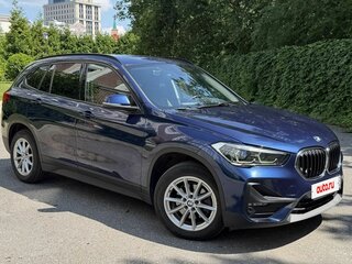 2020 BMW X1 18d xDrive II (F48) Рестайлинг, синий, 3100000 рублей, вид 2