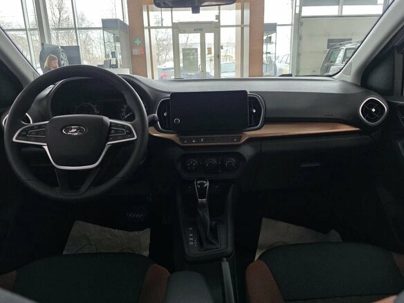 2026 Lada (ВАЗ) Iskra SW Cross, белый, 1827000 рублей - вид 2