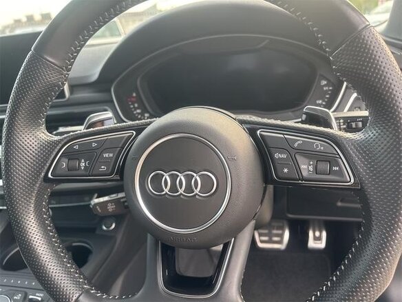 2018 Audi A4 V (B9), белый - вид 8