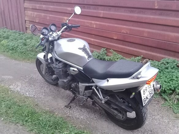 2004 Suzuki Bandit GSF 600, серебристый, 350000 рублей - вид 4