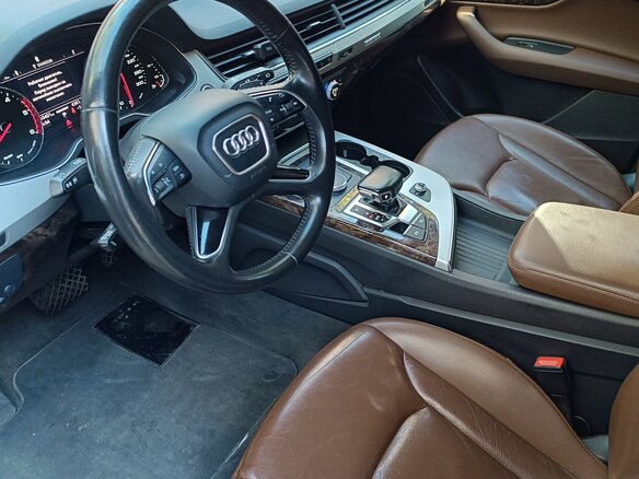 2016 Audi Q7 II (4M), белый, 3975000 рублей - вид 6