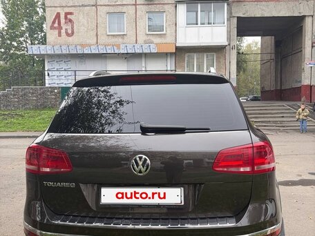 2015 Volkswagen Touareg II Рестайлинг, коричневый, 2490000 рублей, вид 4