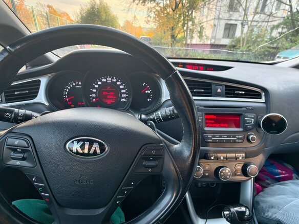 2016 Kia Ceed II Рестайлинг, серебристый - вид 6