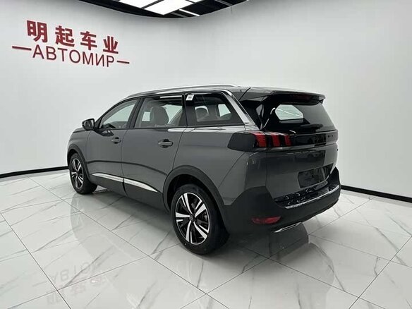 2026 Peugeot 5008 II Рестайлинг, серый, 2900060 рублей - вид 3