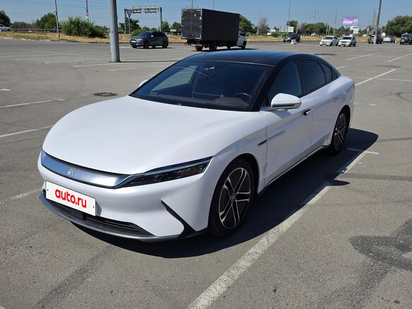 2021 BYD Han EV Extended Range I, белый, 3500000 рублей