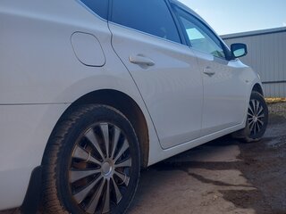 2015 Nissan Sentra VII (B17), белый, 800000 рублей, вид 2