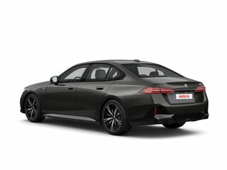 2025 BMW 5 серии 530i xDrive VIII (G60/G61/G68), серый, 8840000 рублей, вид 4