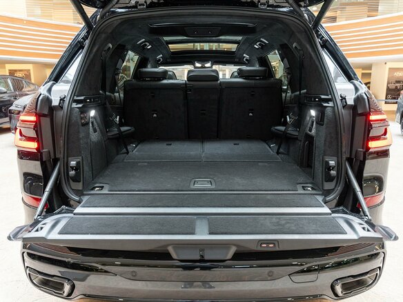2026 BMW X7 40d I (G07) Рестайлинг, чёрный, 17490000 рублей - вид 34