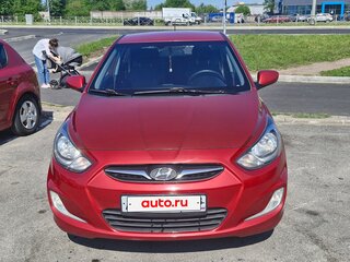 2011 Hyundai Solaris I, красный, 950000 рублей, вид 1