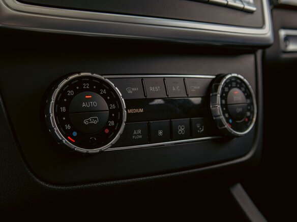 2015 Mercedes-Benz M-Класс 350 CDI III (W166), чёрный, 2175000 рублей - вид 15
