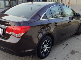 2014 Chevrolet Cruze I Рестайлинг, коричневый, 885000 рублей, вид 4