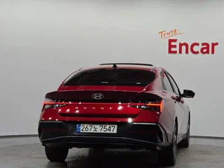 2023 Hyundai Avante VII Рестайлинг, пурпурный, 1433000 рублей, вид 4