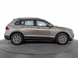 2020 Volkswagen Tiguan II, серебристый, 2765000 рублей, вид 4