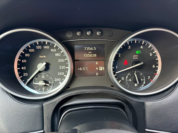2010 Mercedes-Benz M-Класс 350 II (W164) Рестайлинг, серебристый, 1700000 рублей - вид 7