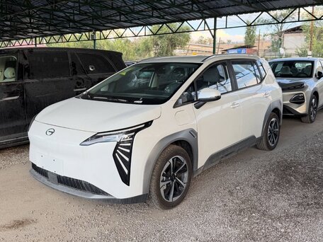 2026 Aion Y Plus 51.9 kWh, белый, 2220000 рублей, вид 1