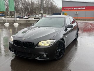 2012 BMW 5 серии 528i xDrive VI (F10/F11/F07), чёрный, 2300000 рублей, вид 1