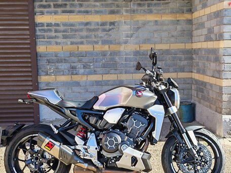 2019 Honda CB 1000R, серый, 990000 рублей, вид 1