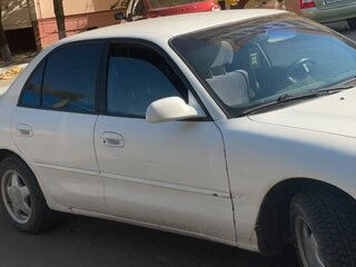 1995 Mitsubishi Galant VII, белый, 150000 рублей, вид 2