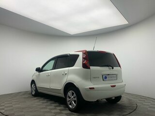 2013 Nissan Note I Рестайлинг, белый, 807000 рублей, вид 5