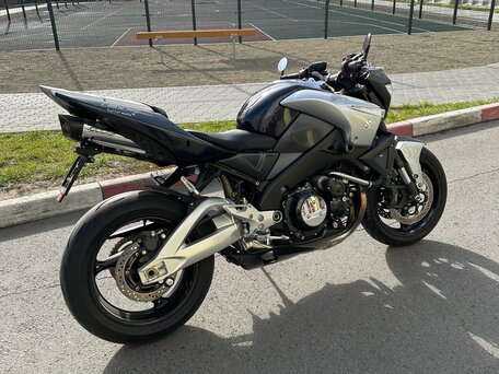 2008 Suzuki B-King, серый, 1150000 рублей, вид 4
