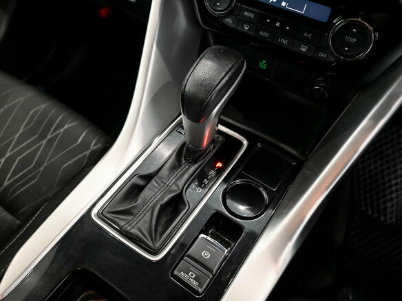2018 Mitsubishi Eclipse Cross I, белый, 2050000 рублей - вид 15
