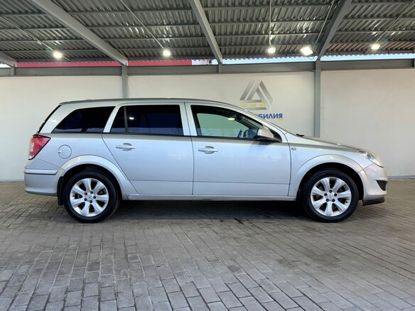 2010 Opel Astra H Рестайлинг, серебристый, 599000 рублей - вид 5