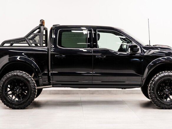 2024 Ford F-150 Raptor XIV Рестайлинг, чёрный, 14135000 рублей - вид 2