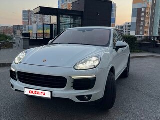 2016 Porsche Cayenne S II Рестайлинг (958), белый, 4100000 рублей, вид 1