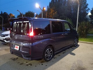 2016 Honda Stepwgn Spada V, фиолетовый, 1850000 рублей, вид 3