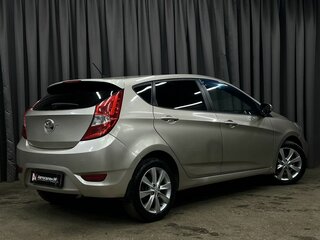 2011 Hyundai Solaris I, бежевый, 599900 рублей, вид 4